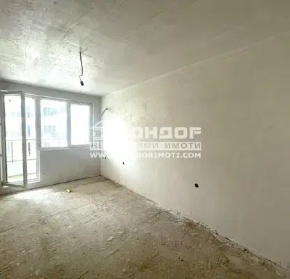 Снимка 4 — Тристаен апартамент в Христо Смирненски с тераса в Пловдив
