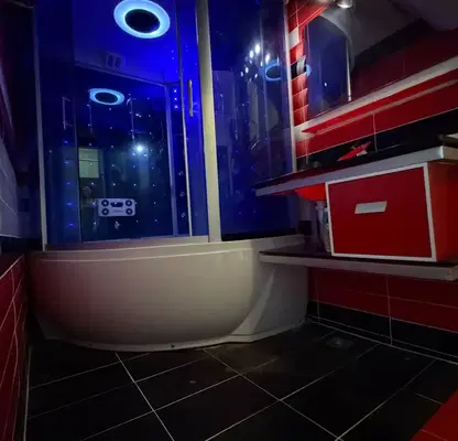 Снимка 2 — Тристаен апартамент с две тераси в Кършияка, Пловдив