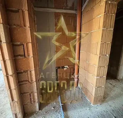 Снимка 4 — Двустаен апартамент с панорамна гледка в Остромила, Пловдив