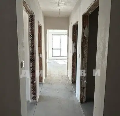 Photo 5 — Spacious 3-room apartment in Plovdiv, Peshtersko Shose, with south aspect