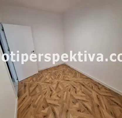 Снимка 3 — Двустаен апартамент в Тракия, Пловдив с южно изложение