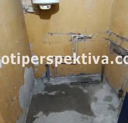Снимка 5 — Двустаен апартамент в Тракия, Пловдив с голям паркинг