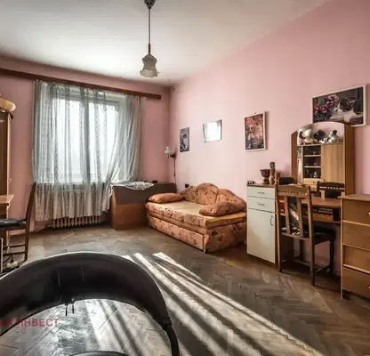 Снимка 3 — Тристаен апартамент в Център на Русе с тераса и паркинг