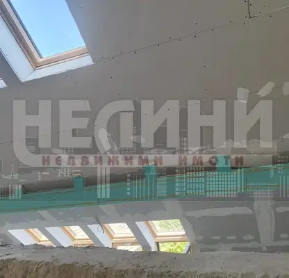 Photo 2 — 5-bedroom apartment in Ruse, Centyr