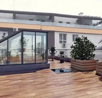 Photo 2 — 5-bedroom apartment in Ruse, Centyr