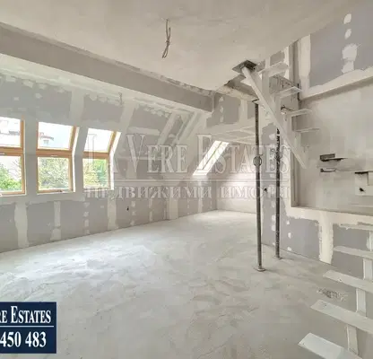 Photo 2 — 5-bedroom apartment in Ruse, Centyr