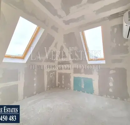 Photo 5 — 5-bedroom apartment in Ruse, Centyr