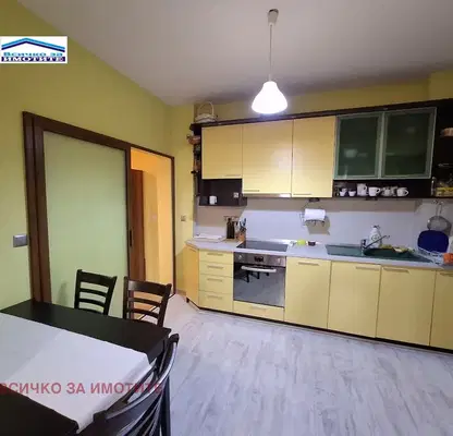 Photo 3 — 2-bedroom apartment in Ruse, Centyr