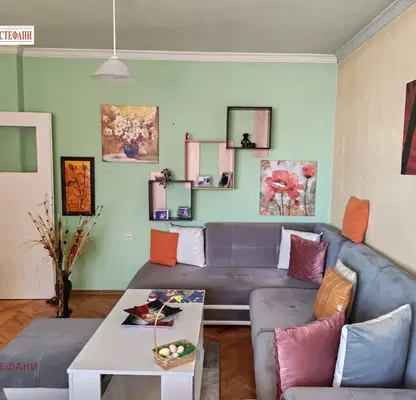 Снимка 4 — Тристаен апартамент в Русе, Дружба 2