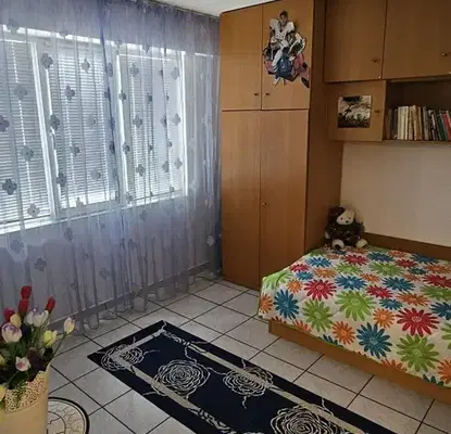 Снимка 4 — Двустаен апартамент в Русе, Родина 2