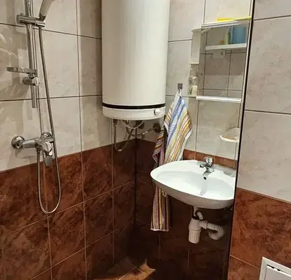 Снимка 5 — Двустаен апартамент в Русе, Родина 2