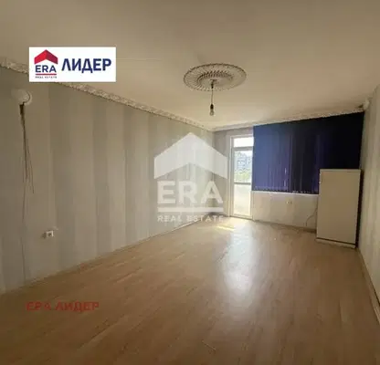Photo 3 — 4-bedroom apartment in Ruse, Shirok Centyr