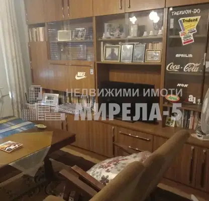 Снимка 3 — Тристаен апартамент в Русе, Възраждане