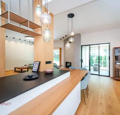 Photo 3 — 5-bedroom apartment in Bistrica