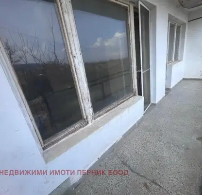 Снимка 5 — Тристаен апартамент в Перник, с. Кленовик