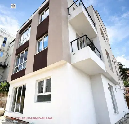 Photo 2 — 4-bedroom apartment in Pancharevo