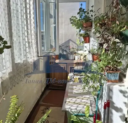 Снимка 5 — Тристаен апартамент в Шумен, Център