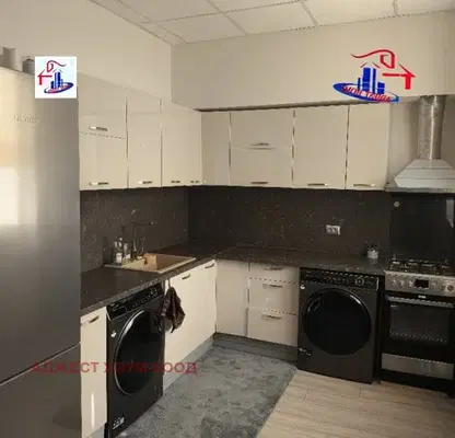 Photo 2 — 2-bedroom apartment in Shumen, Dobrudjanski