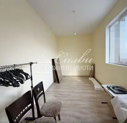Photo 5 — 3-bedroom apartment in Shumen, Dobrudjanski