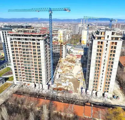 Снимка 2 — Двустаен апартамент с гараж в Банишора, София