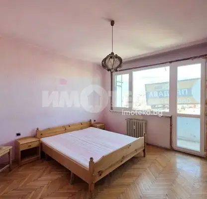 Снимка 2 — Двустаен апартамент с панорамна тераса в Борово, София