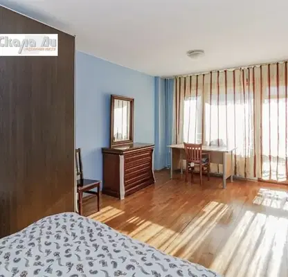 Снимка 4 — Тристаен апартамент 125 кв.м в Център, с две тераси
