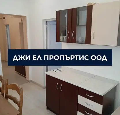 Снимка 4 — Тристаен апартамент в Център на София с балкон
