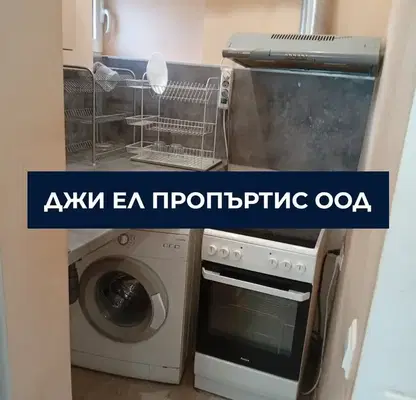 Снимка 5 — Тристаен апартамент в Център на София с балкон
