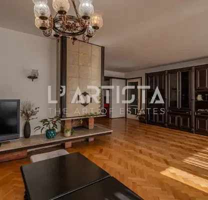 Photo 3 — Large 4-room apartment in Center with parking
