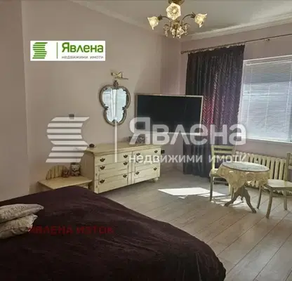 Снимка 5 — Тристаен апартамент в Център, София с тераса