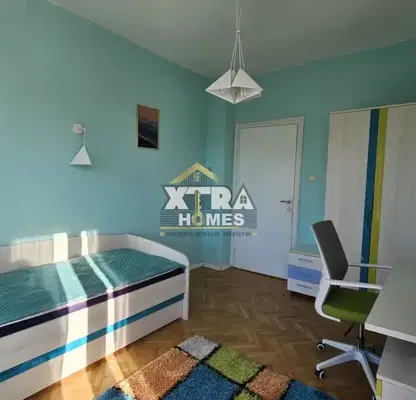 Снимка 4 — Тристаен апартамент с панорама към Витоша в Център, София