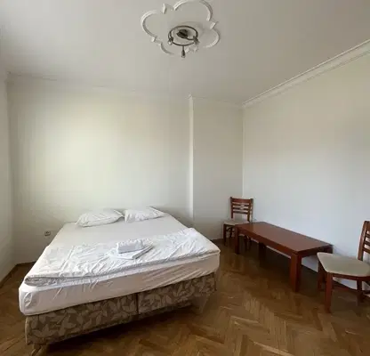 Снимка 4 — Тристаен апартамент с две спални в Център, бул. Патриарх Евтимий