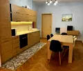 Снимка 2 — Тристайен апартамент в Център с балкон и югоизточно изложение