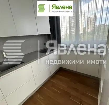 Снимка 3 — Тристаен апартамент с гледка в Изгрев, София