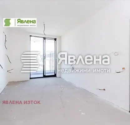 Снимка 3 — Тристаен апартамент с тераса и гледка към Витоша в Кръстова вада