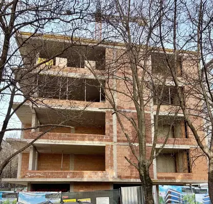 Снимка 5 — Двустаен апартамент с тераса в Лагера, София