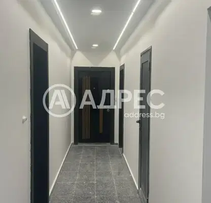 Снимка 5 — Едностаен апартамент с две тераси в Левски, София