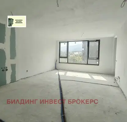 Снимка 5 — Двустаен апартамент в Люлин 9 с паркомясто и асансьор