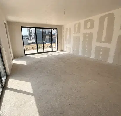 Photo 4 — 4-room apartment with yard and garage in m-t Kambanite, Sofia