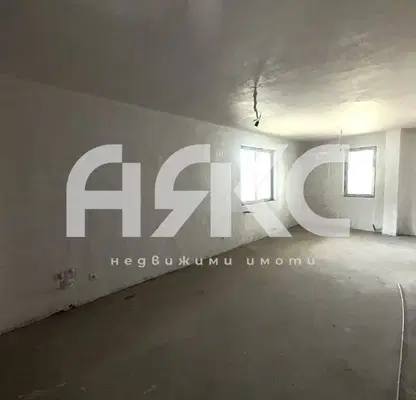 Снимка 2 — Тристаен апартамент в Малинова долина с възможност за паркомясто
