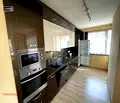 Снимка 3 — Луксозен 3-стаен апартамент в Младост 1 с две бани