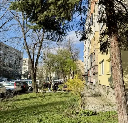 Снимка 3 — Тристаен апартамент в София, Надежда 1