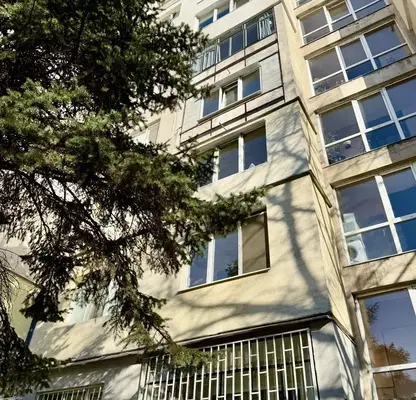 Снимка 5 — Тристаен апартамент в София, Надежда 1