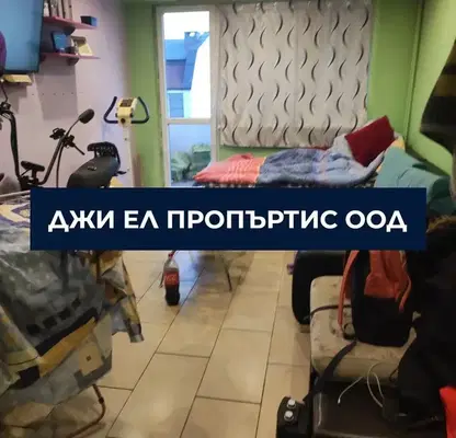 Снимка 2 — Тристаен апартамент в Надежда 1 с тераса и асансьор
