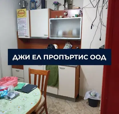 Снимка 4 — Тристаен апартамент в Надежда 1 с тераса и асансьор