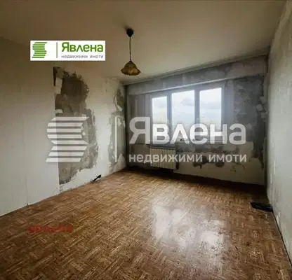 Снимка 3 — Тристаен апартамент с 2 балкона в Надежда 1, София