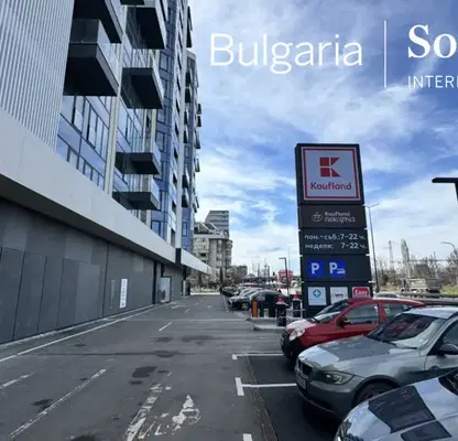 Снимка 5 — Просторен 3-стаен апартамент в Оборище с тераса