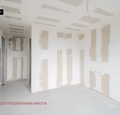 Снимка 5 — Просторен 4-стаен апартамент в Оборище с гледка към Витоша