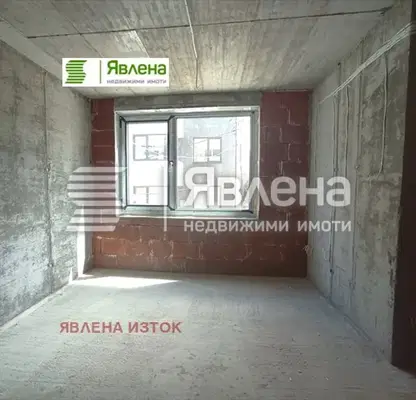 Снимка 2 — Четиристаен апартамент с две тераси в Овча купел 1, София