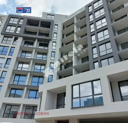 Photo 3 — 3-room apartment in Poligona with two balconies and new-build
